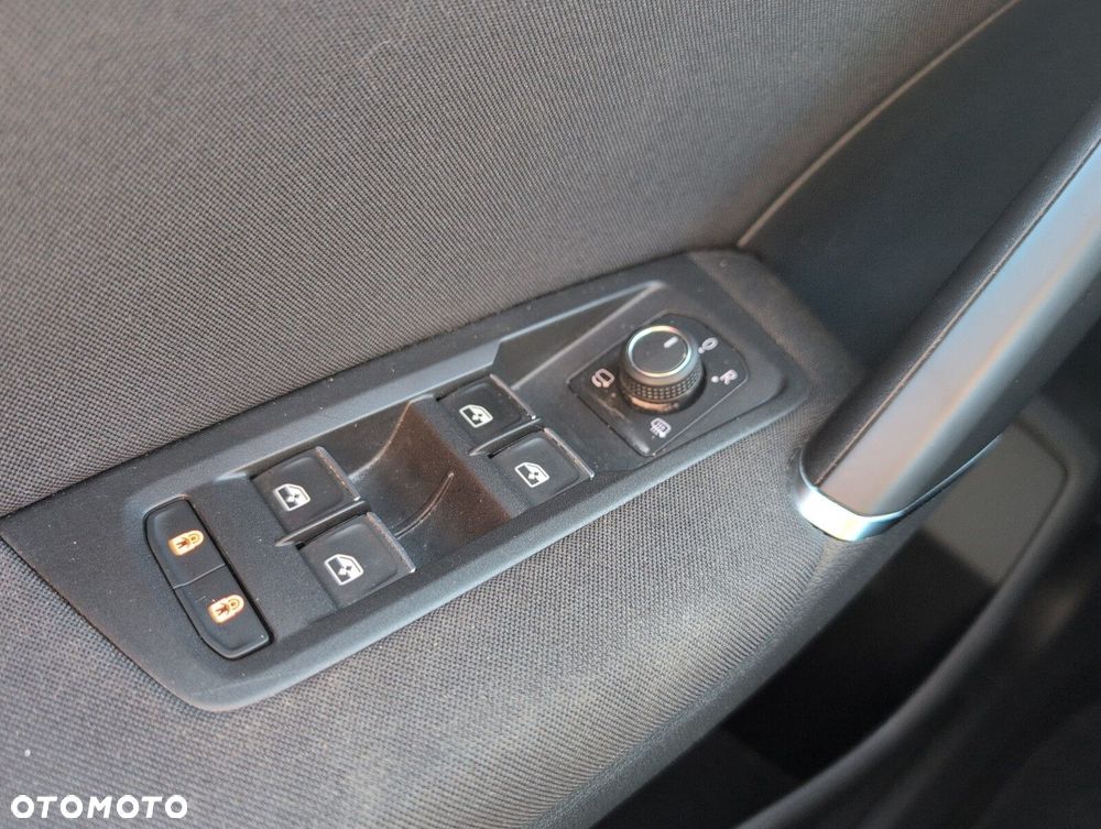 Volkswagen Touran 1.5 TSI EVO Highline DSG - 20