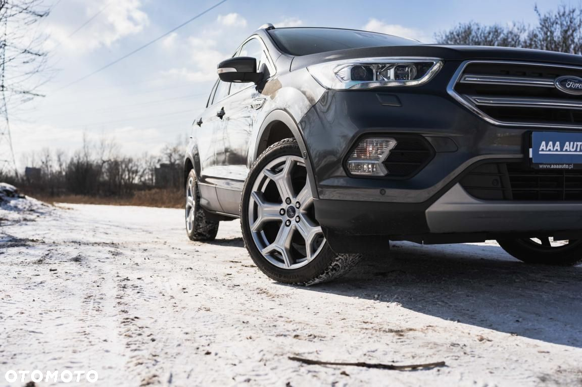 Ford Kuga - 10