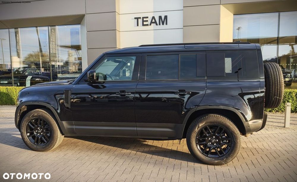 Land Rover Defender - 13