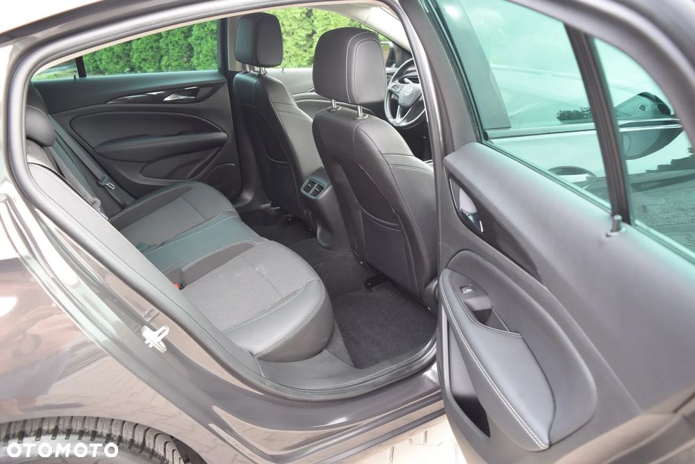 Opel Insignia 2.0 CDTI Business Edition S&S - 16