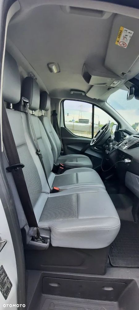 Ford Transit Custom 290 L2H1 Limited - 6
