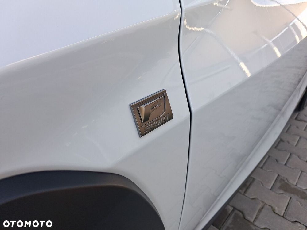 Lexus UX 300h F Sport Design - 25