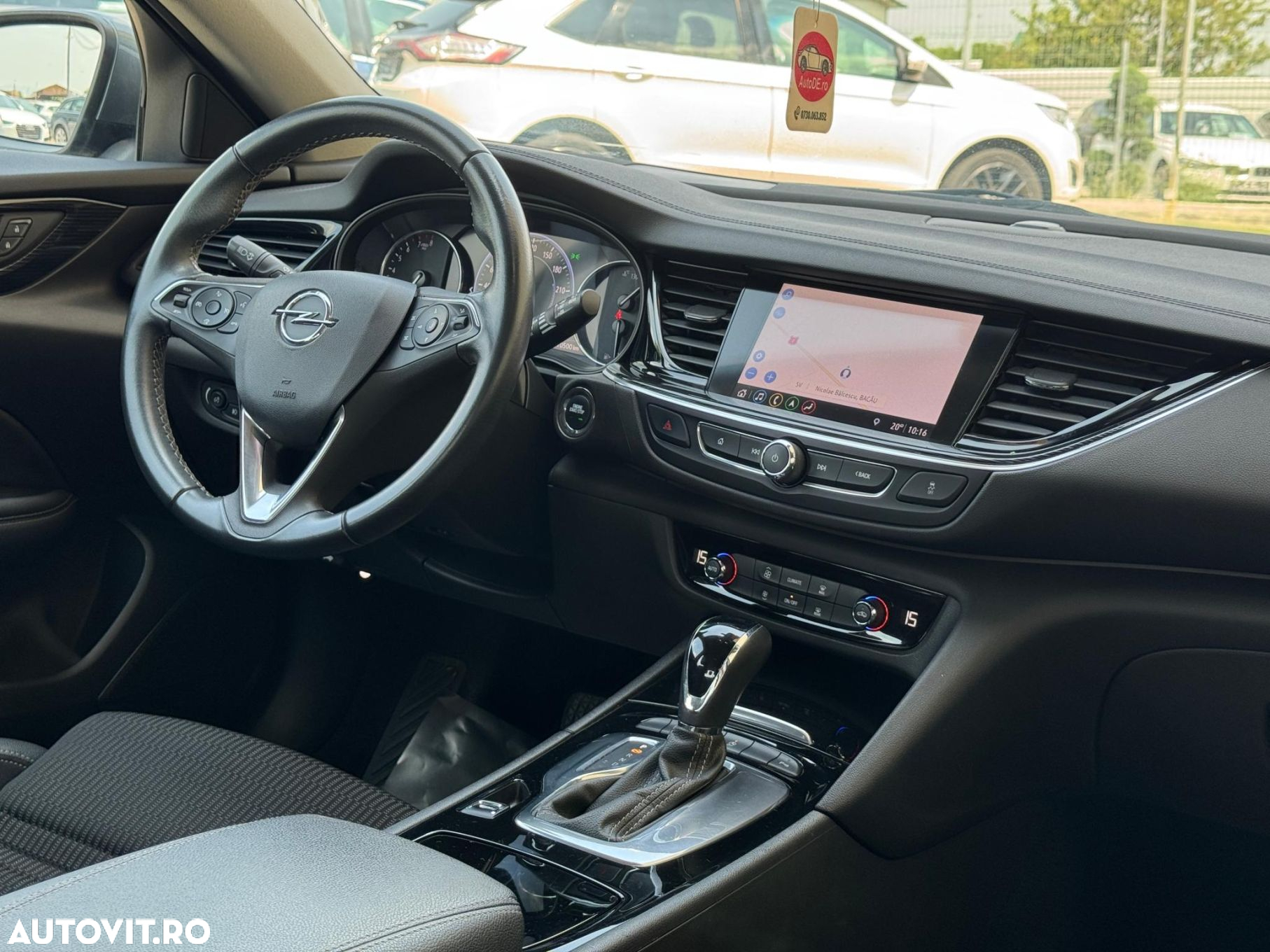 Opel Insignia - 7