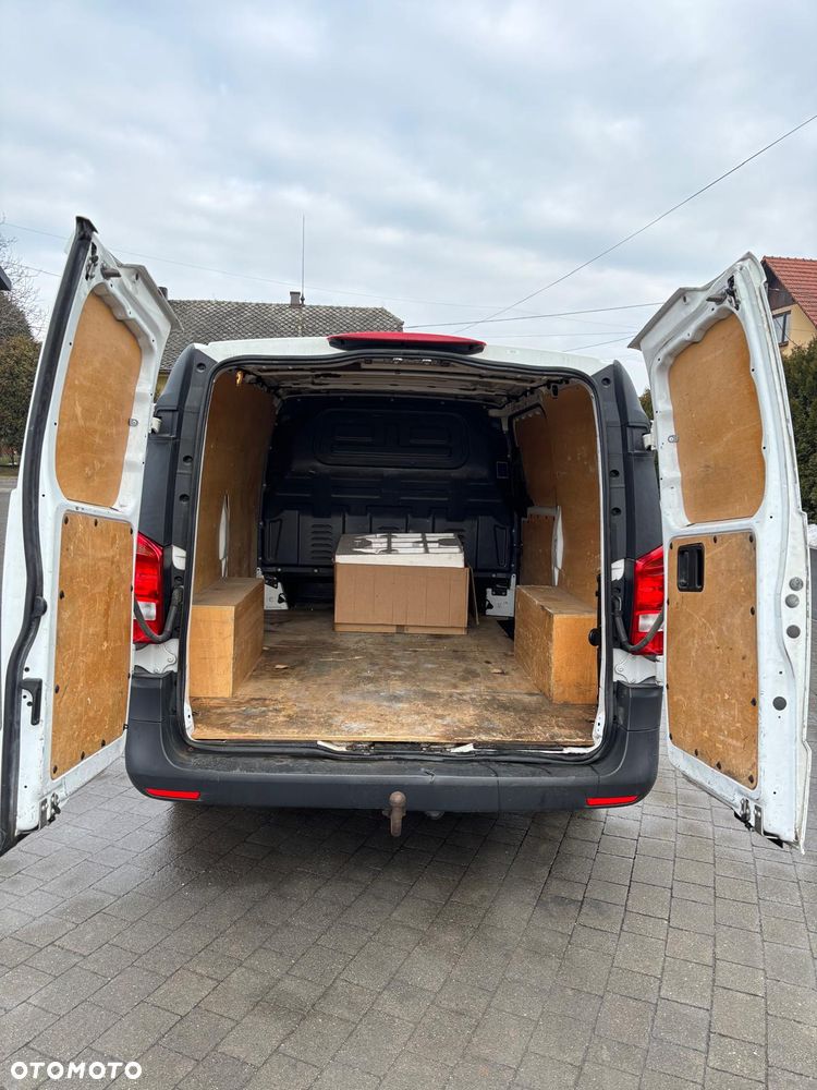 Mercedes-Benz VITO - 8