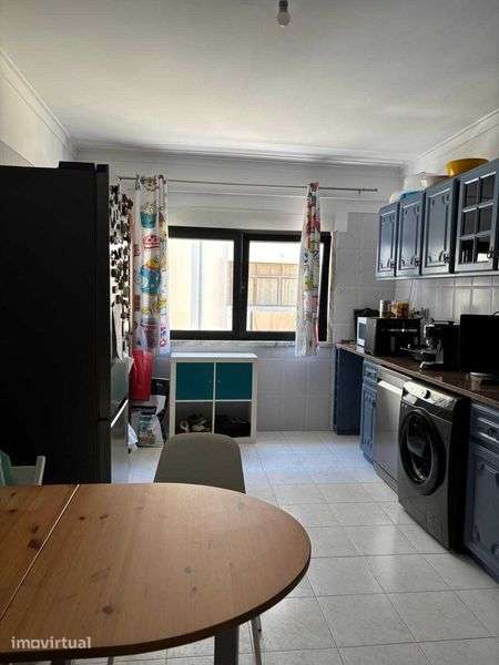 Apartamento T2 em Belas - Grande imagem: 4/11