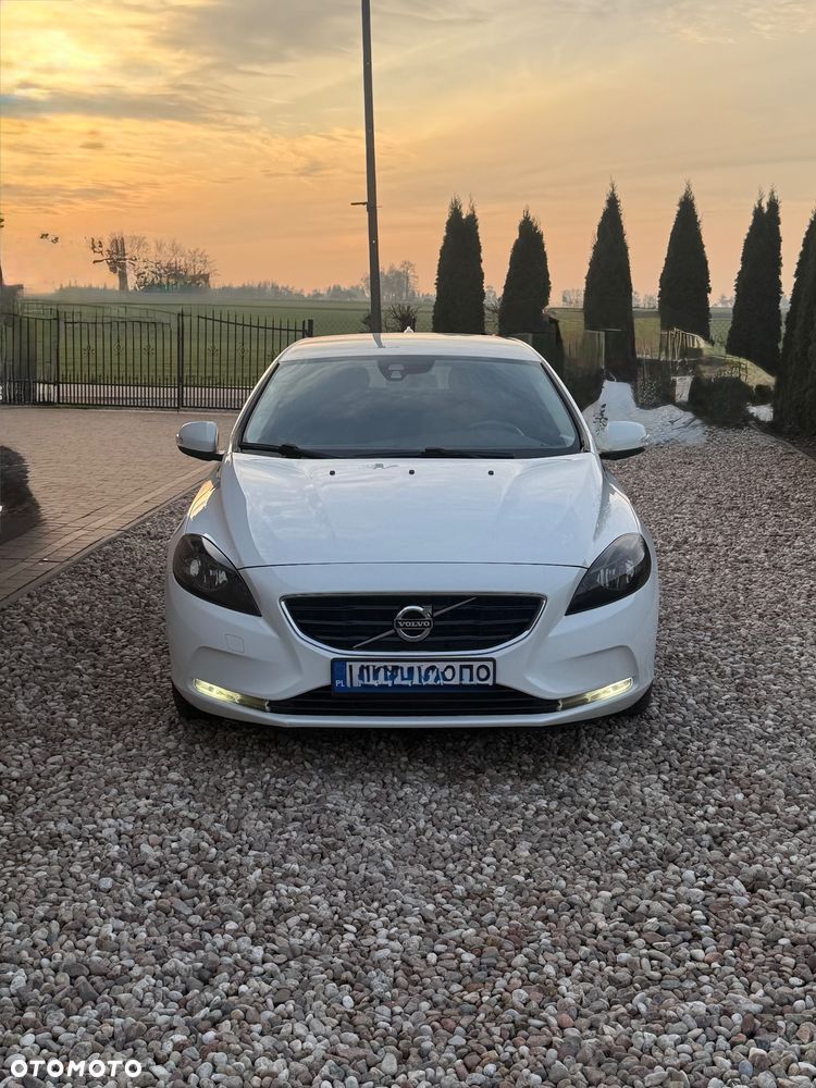 Volvo V40 D3 Momentum - 39