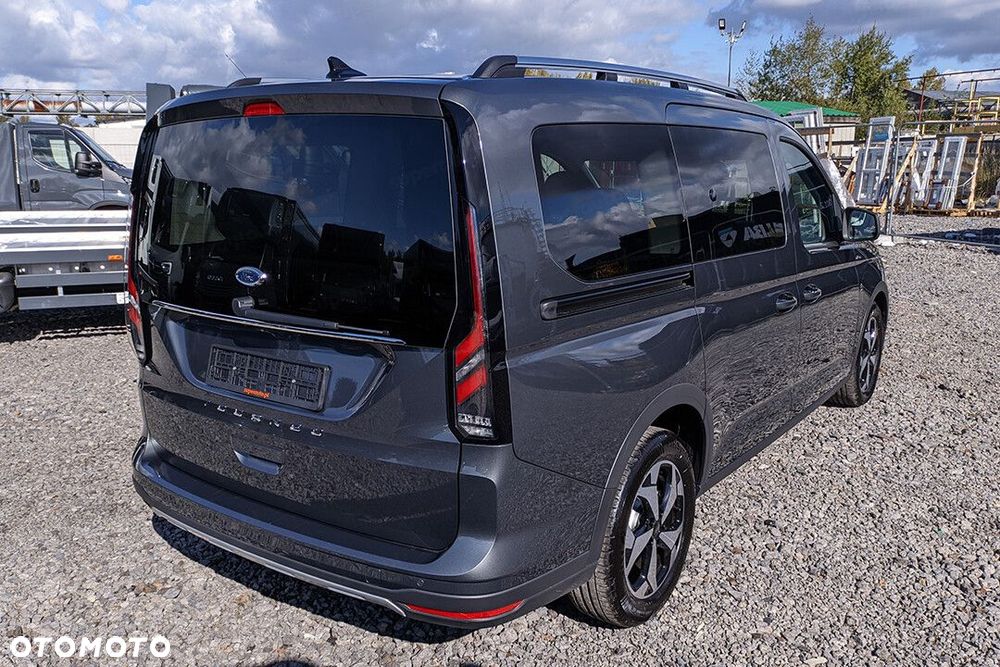 Ford Tourneo Connect - 9