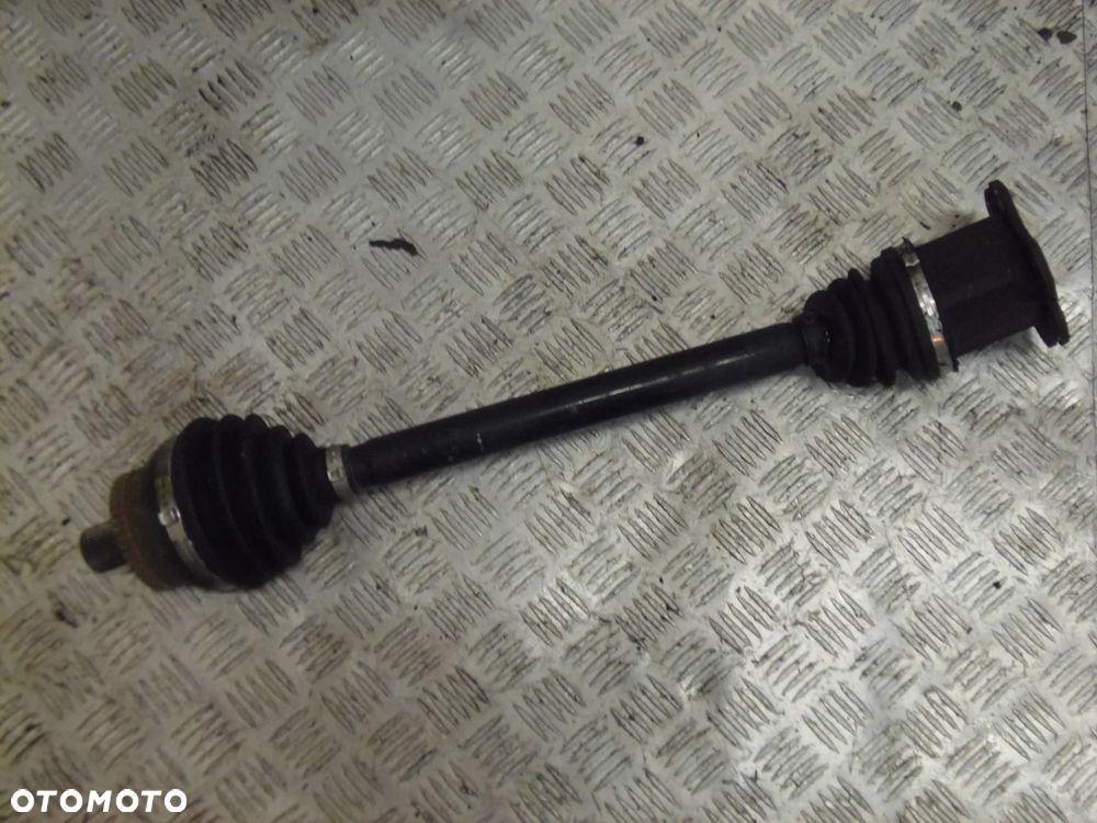 PÓŁOŚ PRAWY PRZÓD AUDI A4 B6 1.8T MANUAL - 1