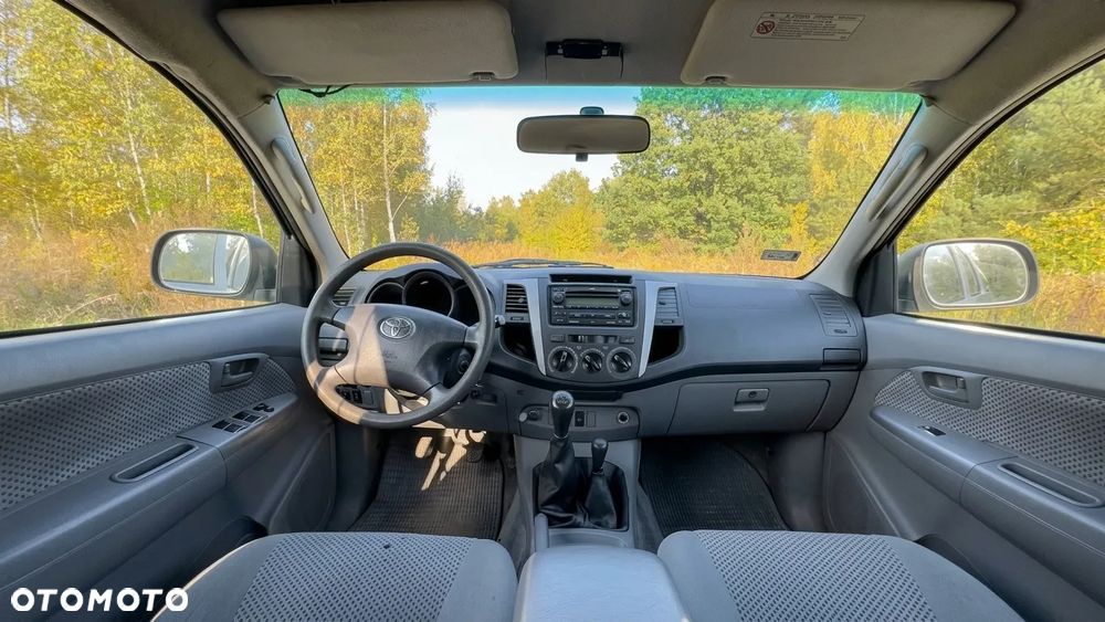 Toyota Hilux 3.0 D-4D Sol - 13