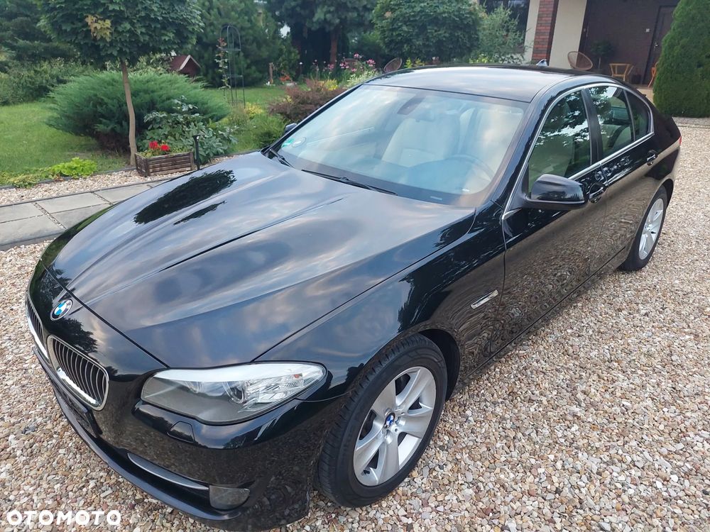 BMW Seria 5 528i - 9