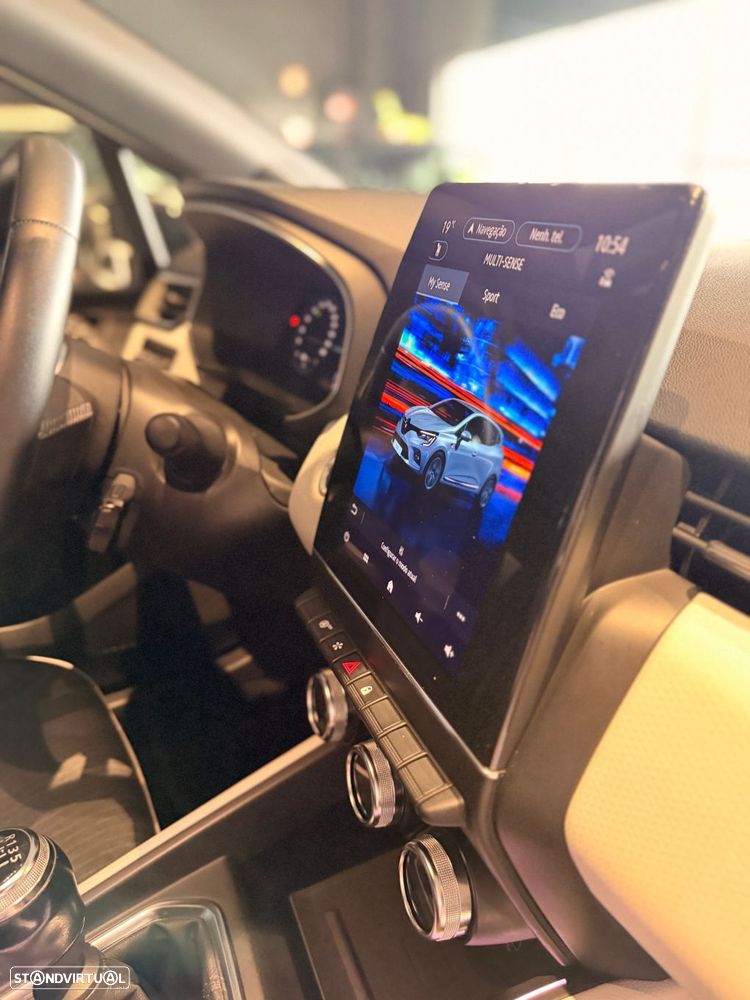 Renault Clio 1.0 TCe Techno - 18