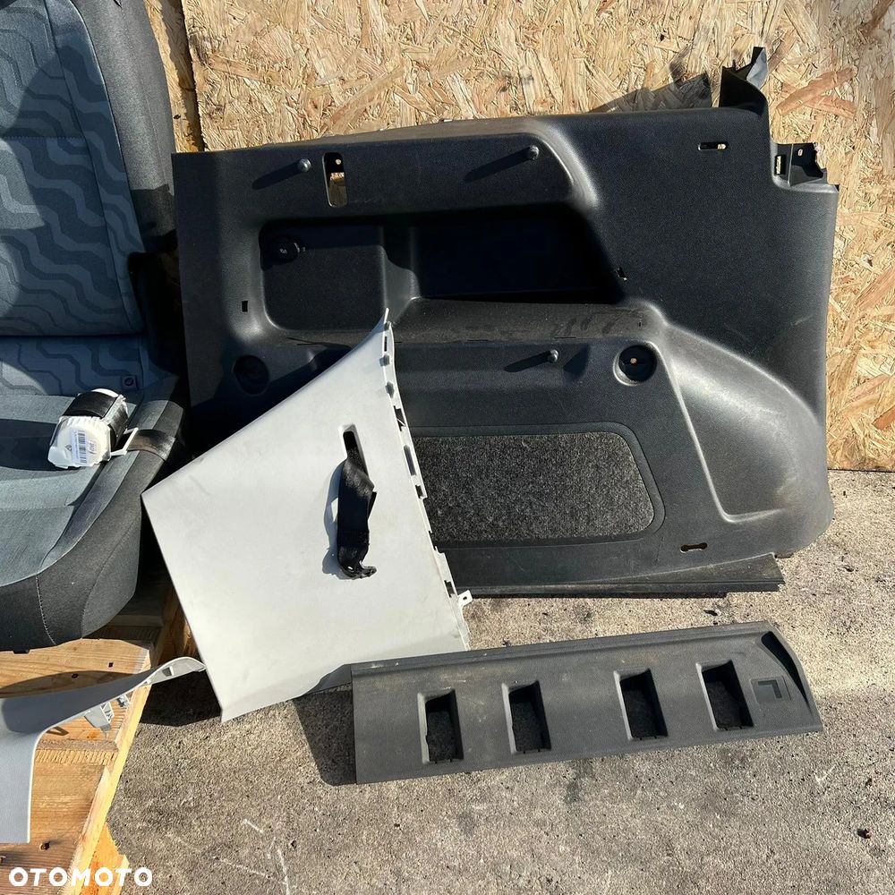 Skoda Roomster/ Praktik Fotel/ Fotele/ Kanapa/ PRZEDŁADKA DO VANA - 7