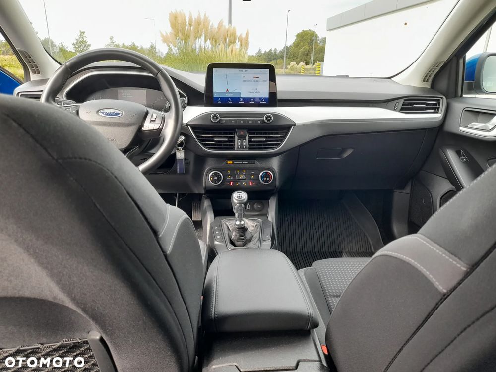 Ford Focus 1.0 EcoBoost Titanium - 21