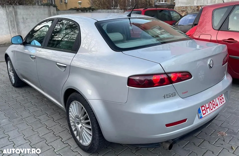 Alfa Romeo 159 - 8