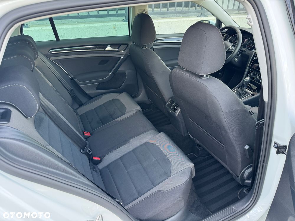 Volkswagen Golf VII 1.5 TSI BMT Evo Highline DSG - 11