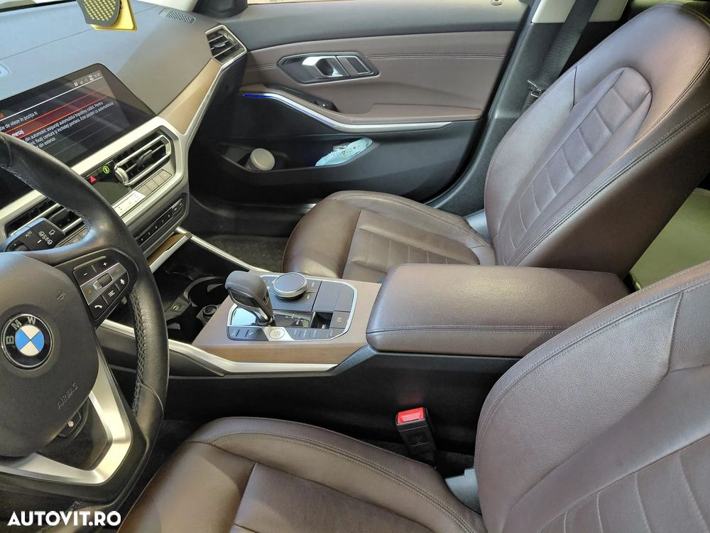 BMW Seria 3 320d xDrive AT MHEV - 9