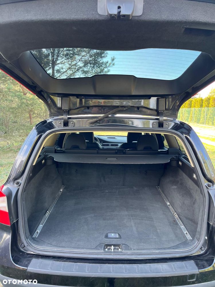 Volvo V70 2.0D Momentum - 12