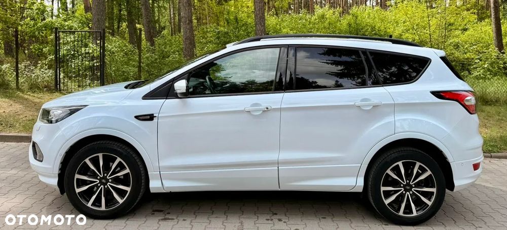 Ford Kuga 1.5 EcoBoost ST-LINE - 6
