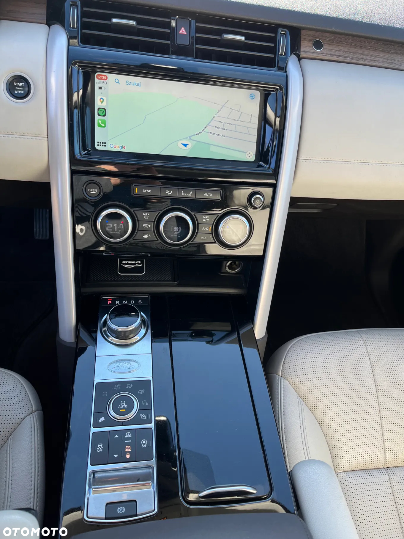 Land Rover Discovery V 2.0 SD4 HSE - 17