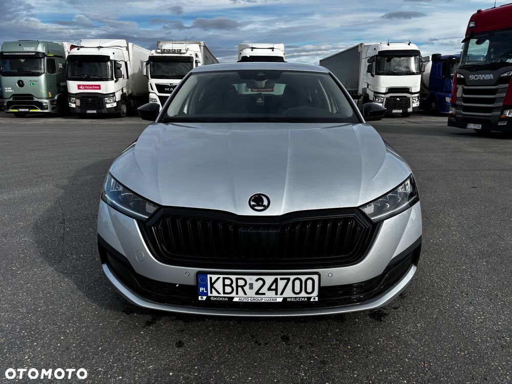 Skoda Octavia 2.0 TDI Ambition DSG - 8
