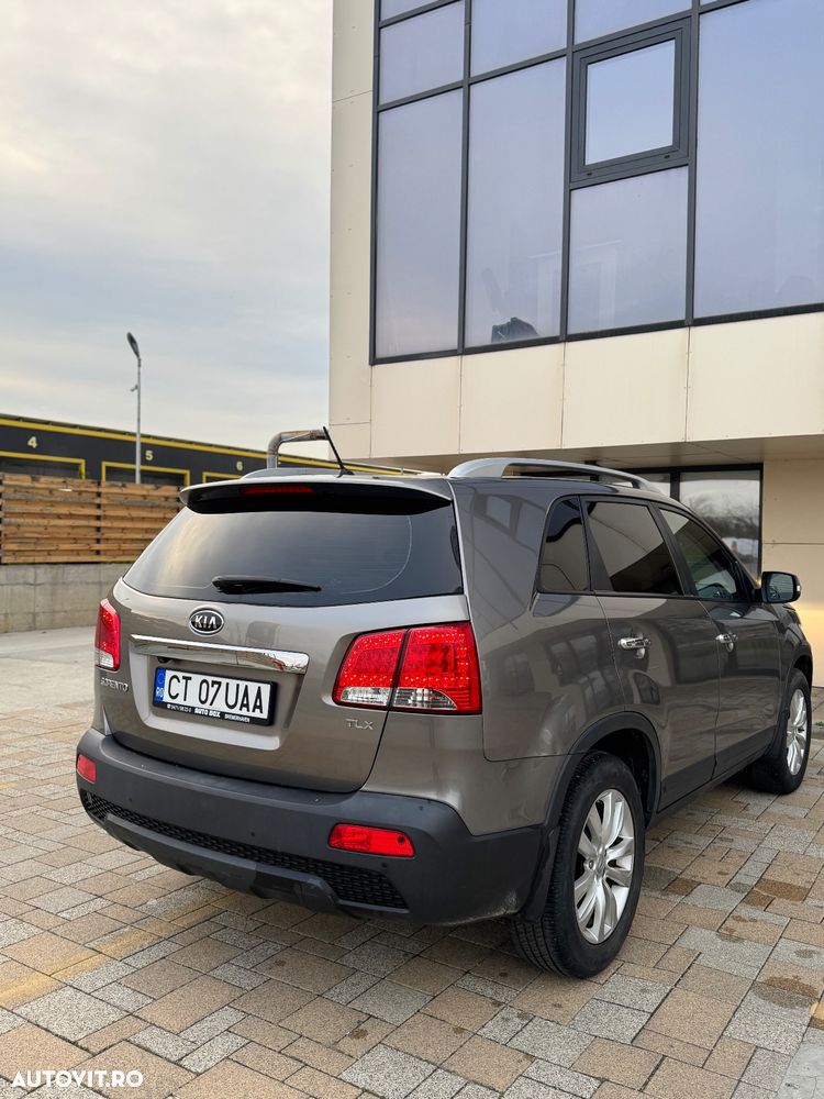 Kia Sorento - 6