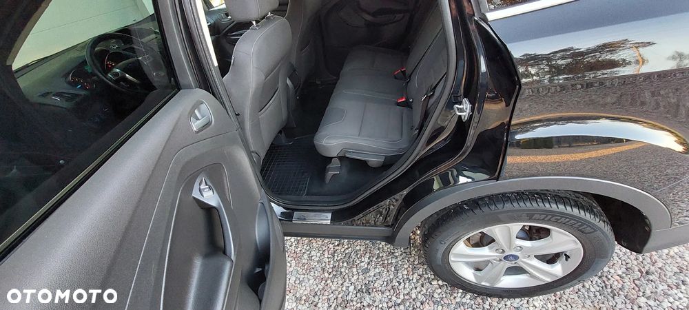 Ford Kuga 1.6 EcoBoost 2x4 Trend - 20