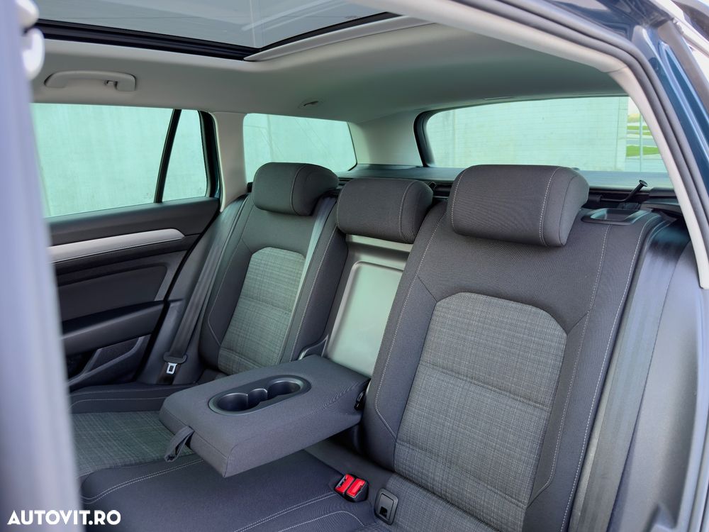 Volkswagen Passat 2.0 TDI SCR DSG Business - 25
