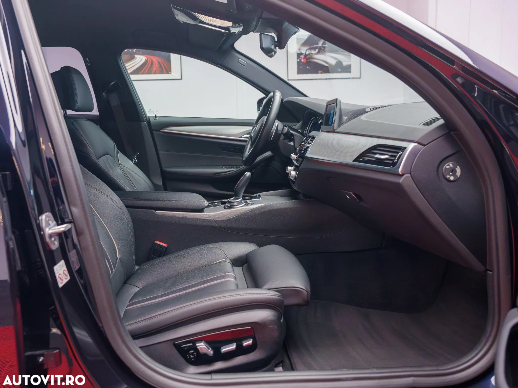 BMW Seria 5 530d xDrive Aut. - 24