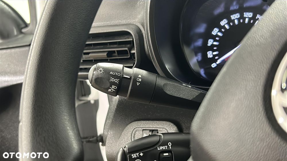 Toyota Proace City - 24