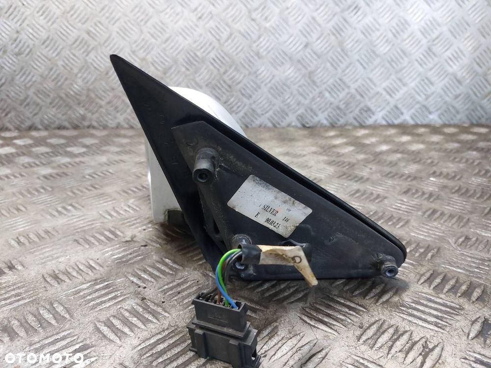 LUSTERKO LEWE ELEKTRYCZNE SKODA OCTAVIA I 9102 5 PIN EU - 5