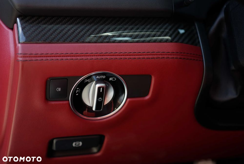 Mercedes-Benz SL - 16