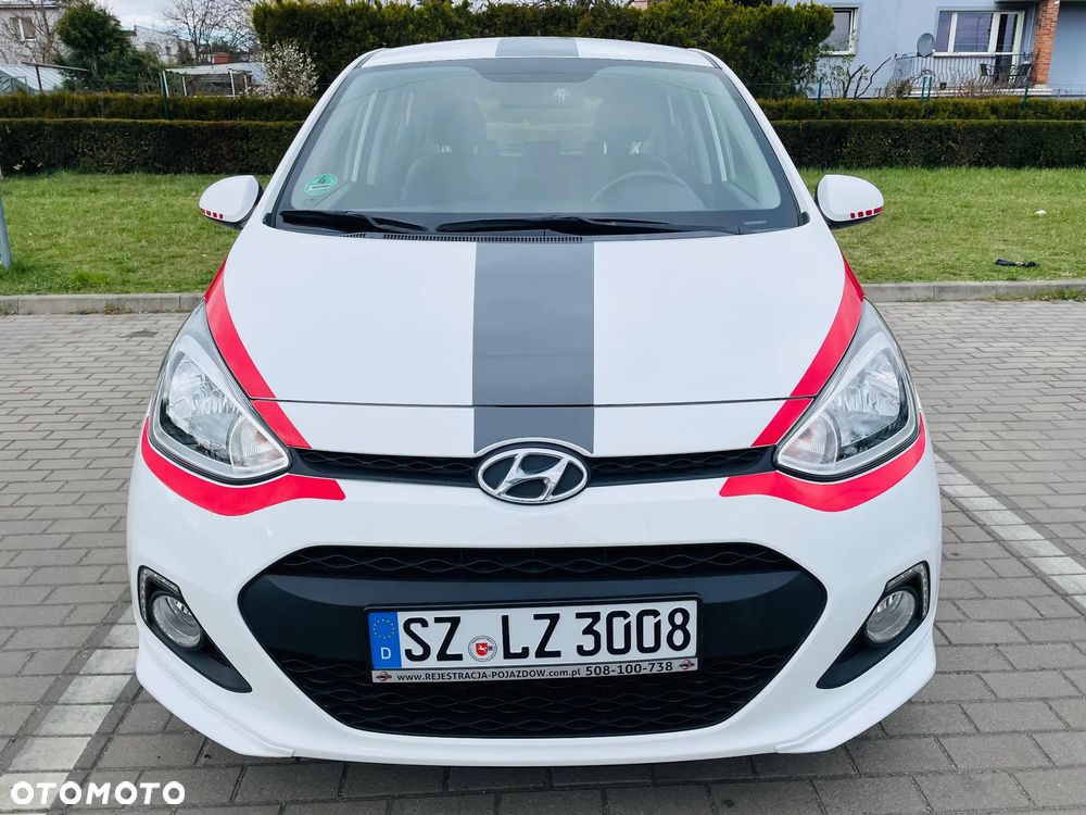 Hyundai i10 1.2 Fifa World Cup Edition - 8