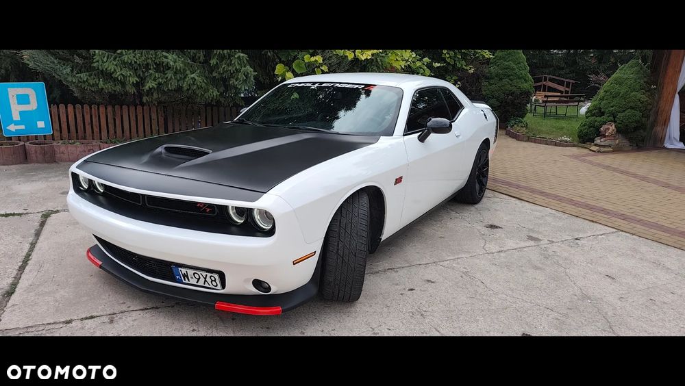 Dodge Challenger 5.7 R/T - 6