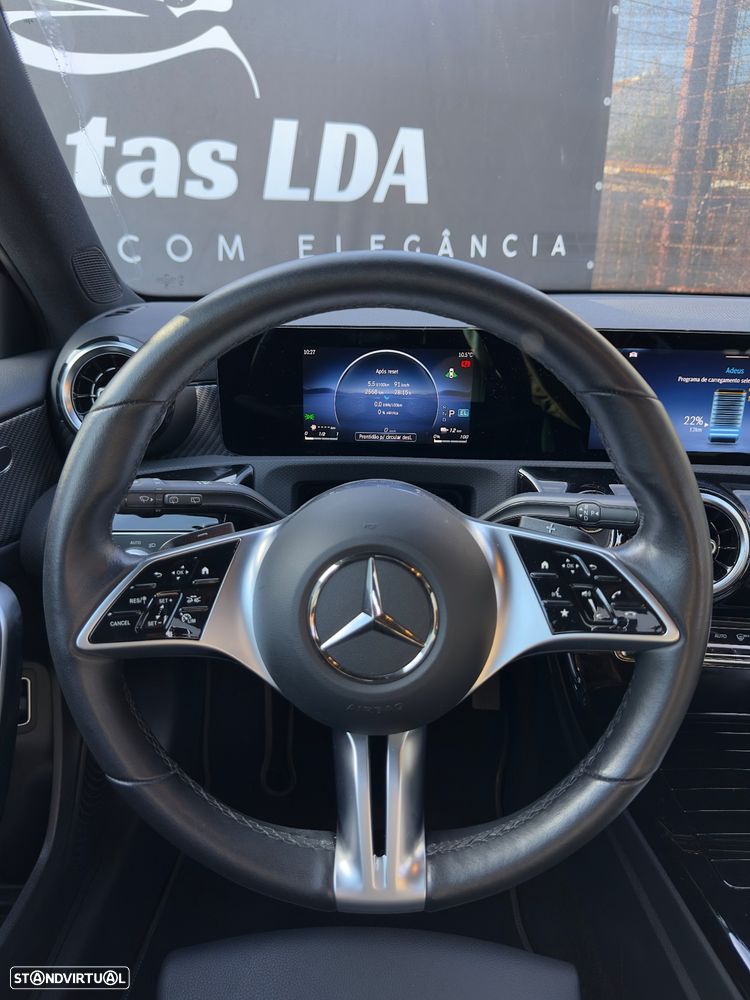 Mercedes-Benz A 250 e 8G-DCT Progressive - 12