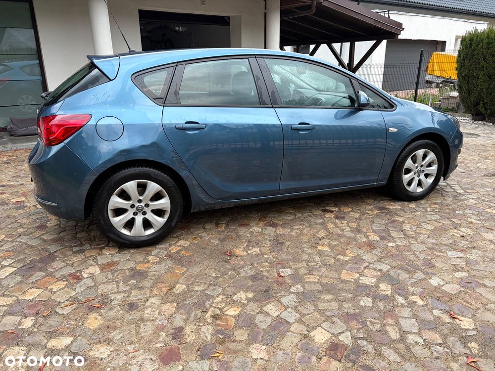 Opel Astra 1.4 T Cosmo S&S EU6 - 9