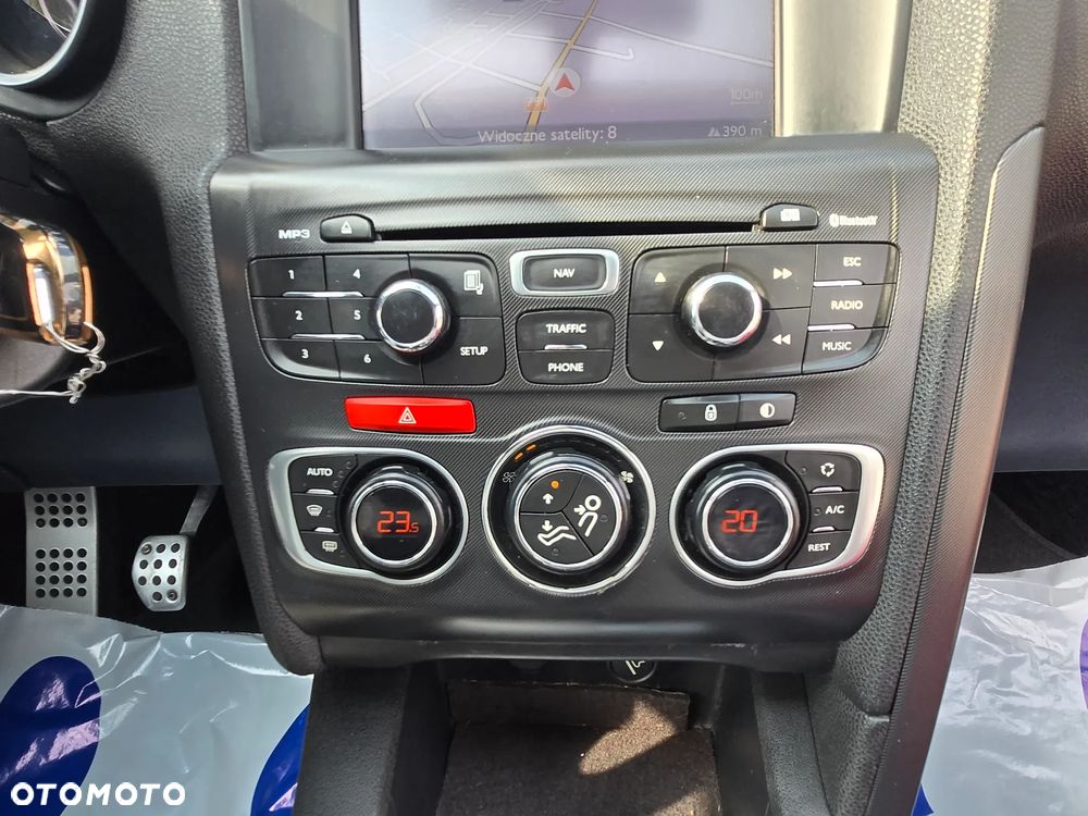 Citroën DS4 THP 200 Pure Pearl - 19