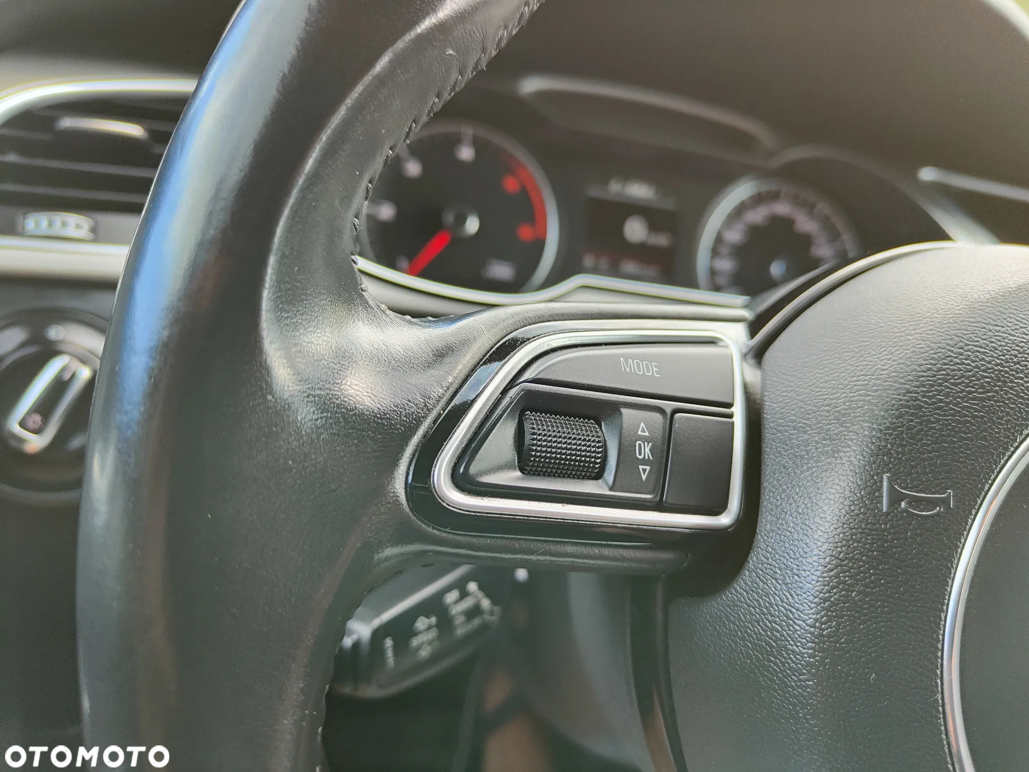 Audi A4 Avant 2.0 TDI ultra - 14