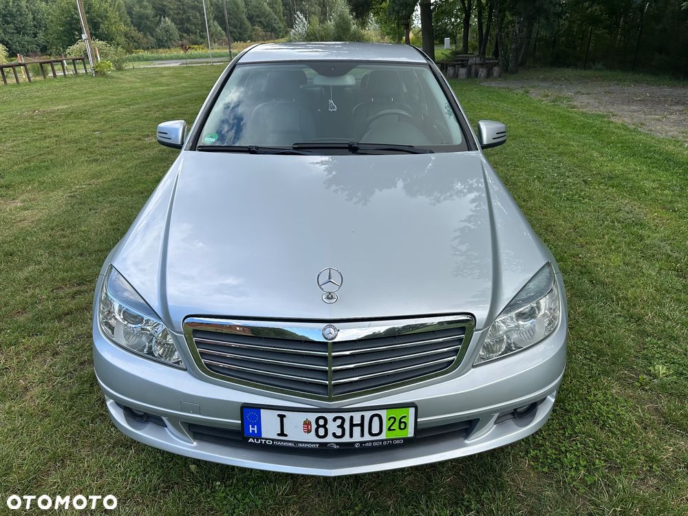 Mercedes-Benz Klasa C 180 Kompressor BlueEFFICIENCY - 18