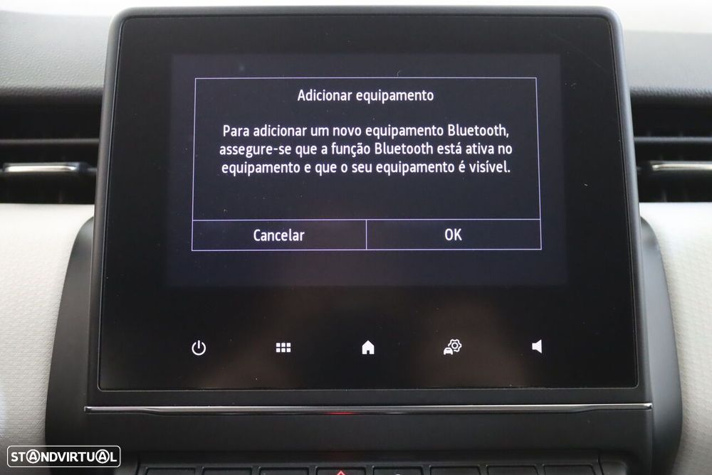 Renault Clio 1.0 TCe Evolution - 24