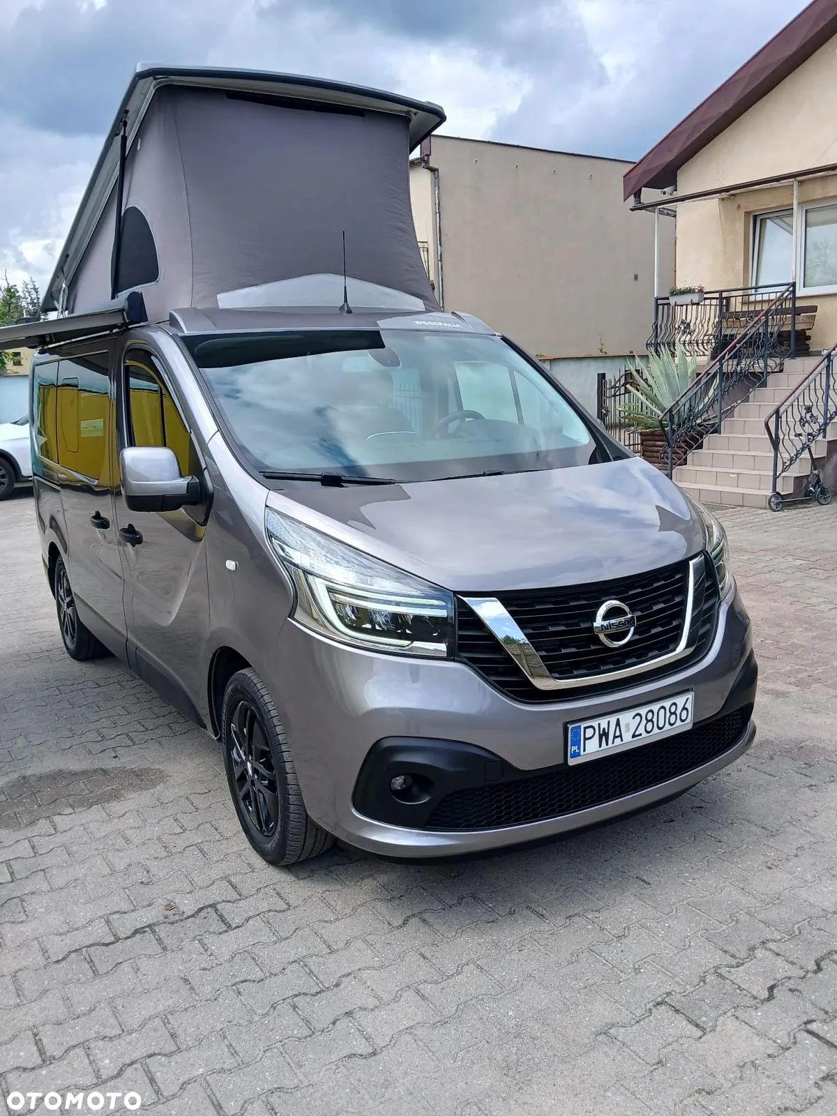 Nissan NV300 - 1
