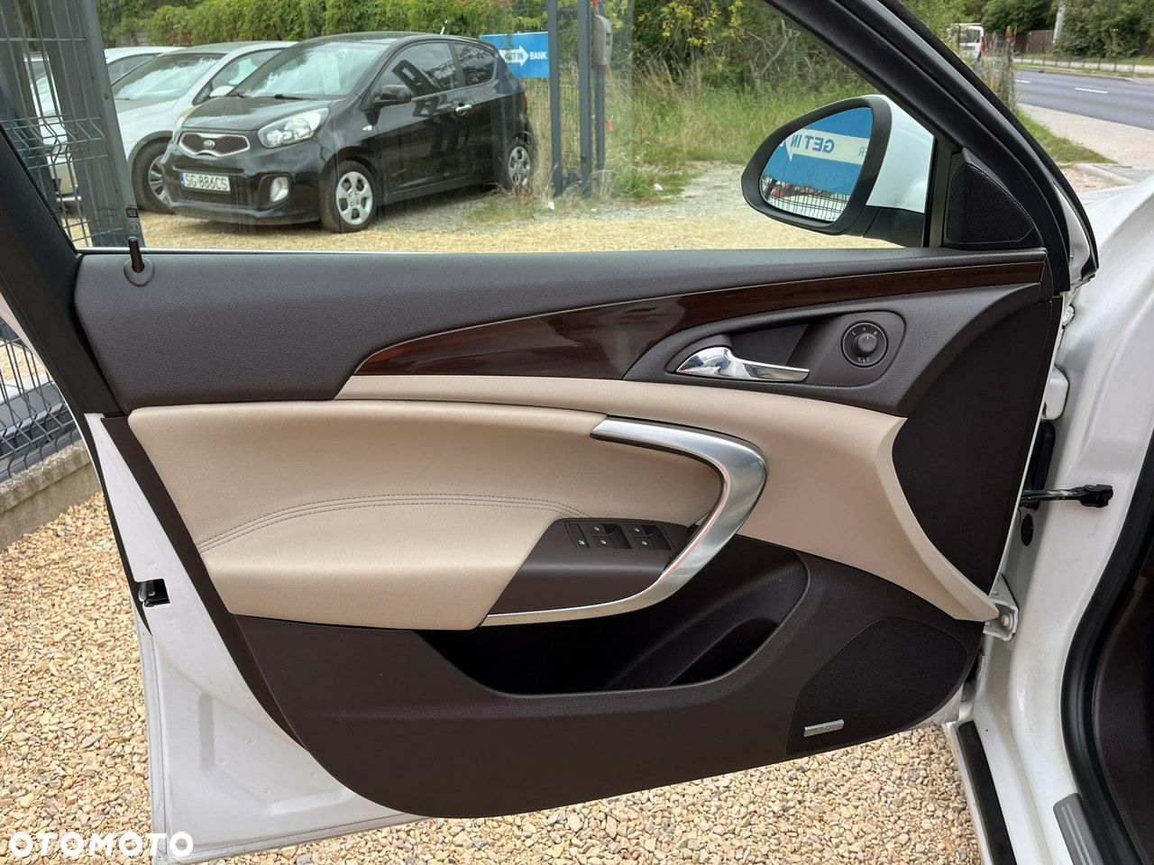 Opel Insignia - 17
