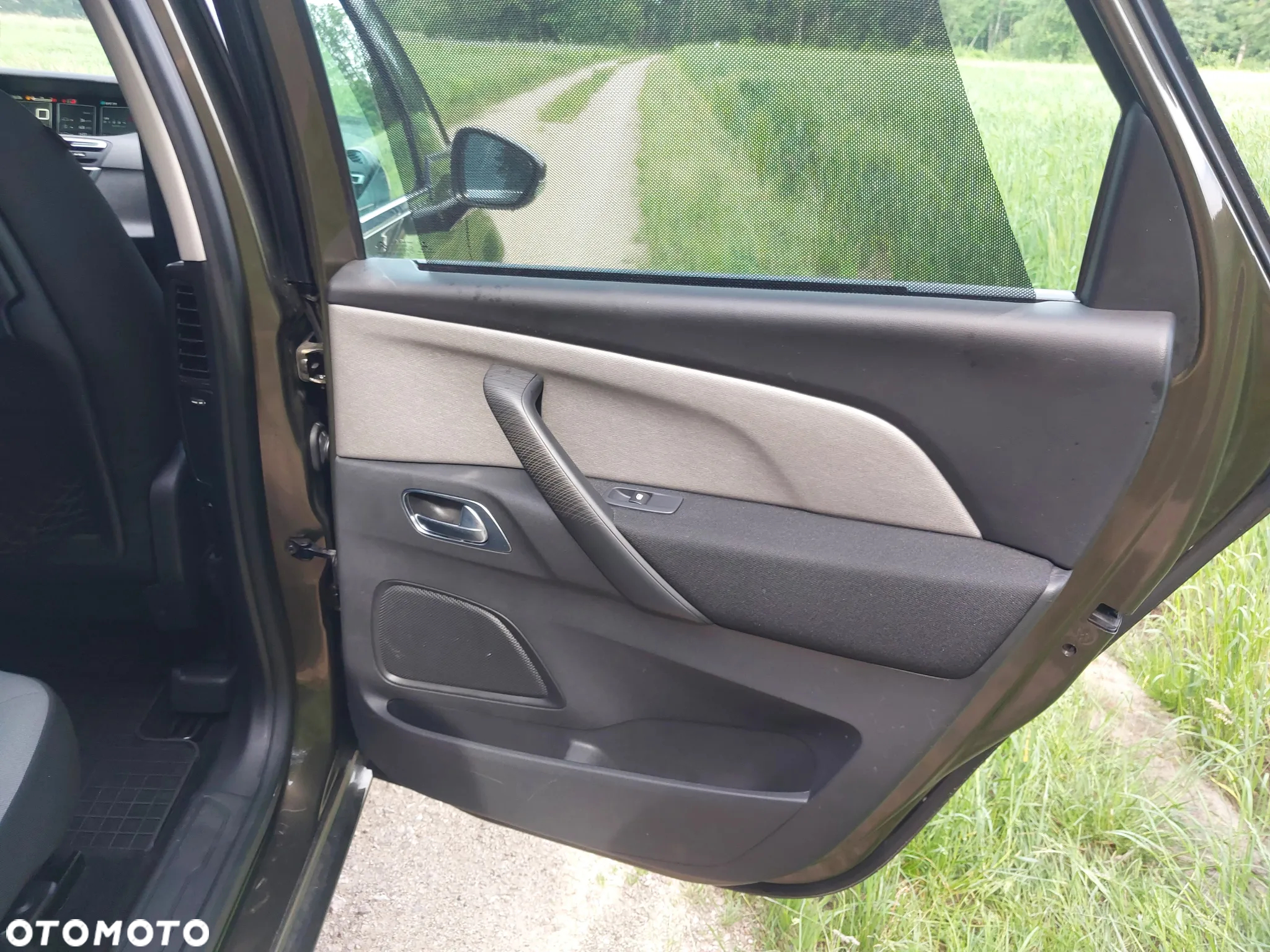 Citroën C4 Picasso - 19