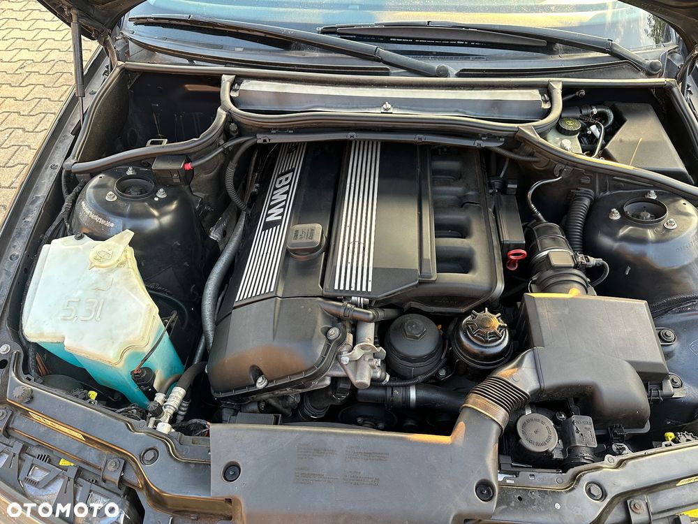 BMW Seria 3 323i - 17