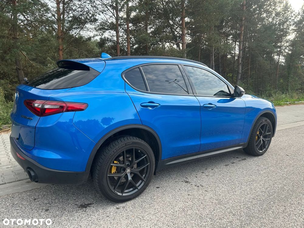 Alfa Romeo Stelvio 2.0 Turbo 16V AT8-Q4 Sprint - 5