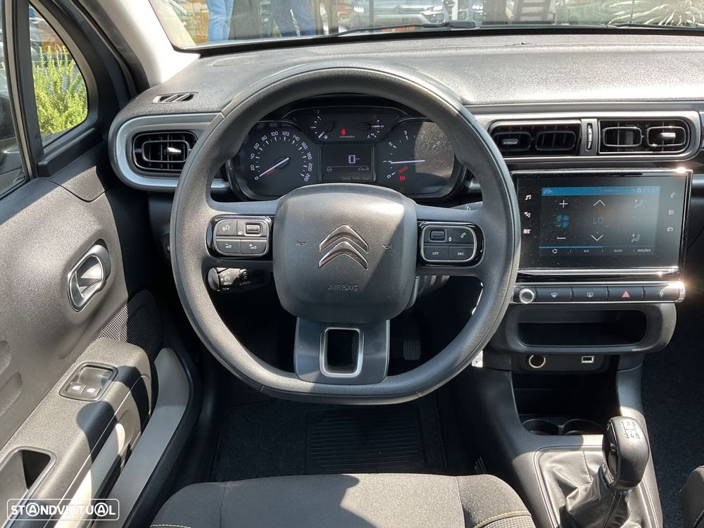 Citroën C3 1.2 PureTech Shine - 24