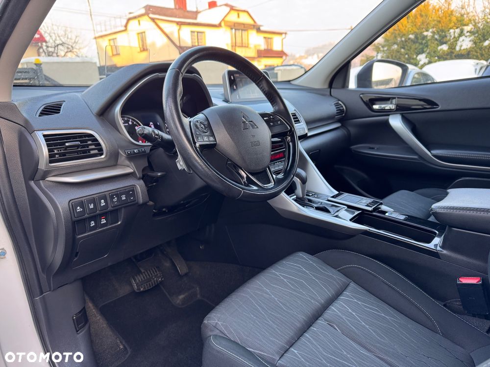 Mitsubishi Eclipse Cross 1.5 T-MIVEC ClearTec CVT 2WD Diamant Edition Plus - 17