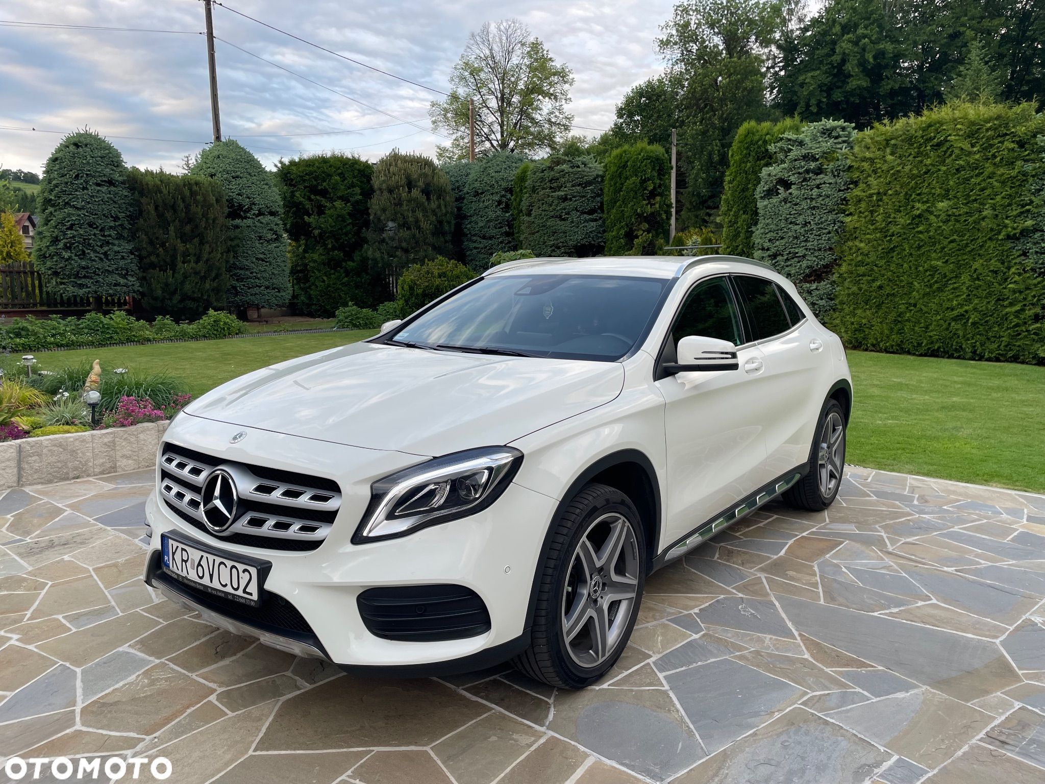 Mercedes-Benz GLA 200 7G-DCT AMG Line - 1
