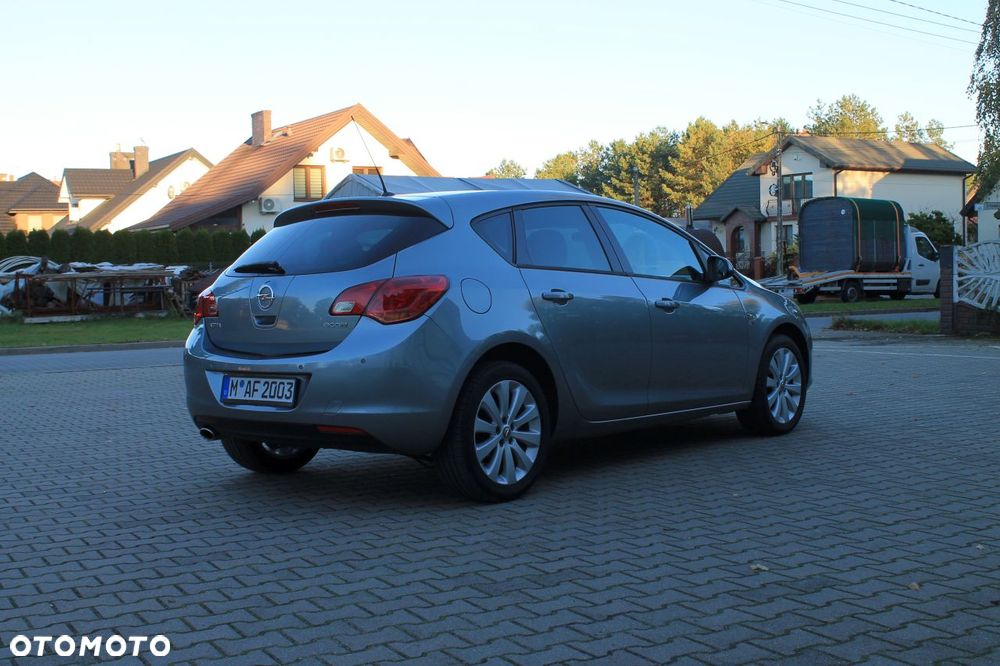 Opel Astra - 20