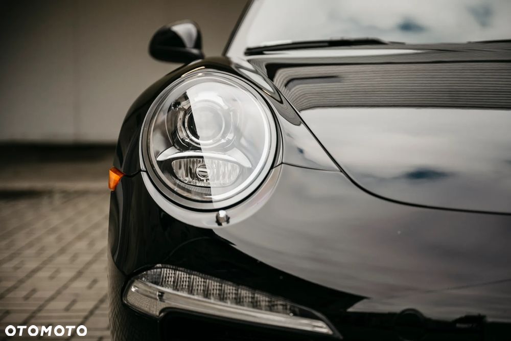 Porsche 911 Carrera 4S PDK - 3