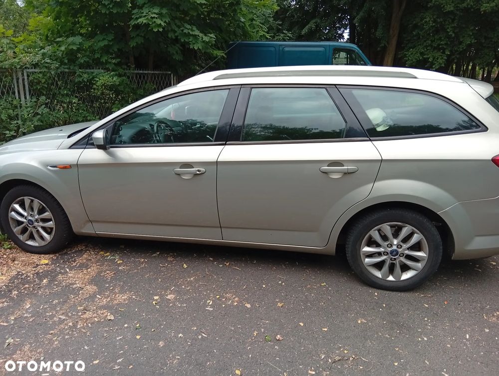 Ford Mondeo 1.6 Titanium - 13